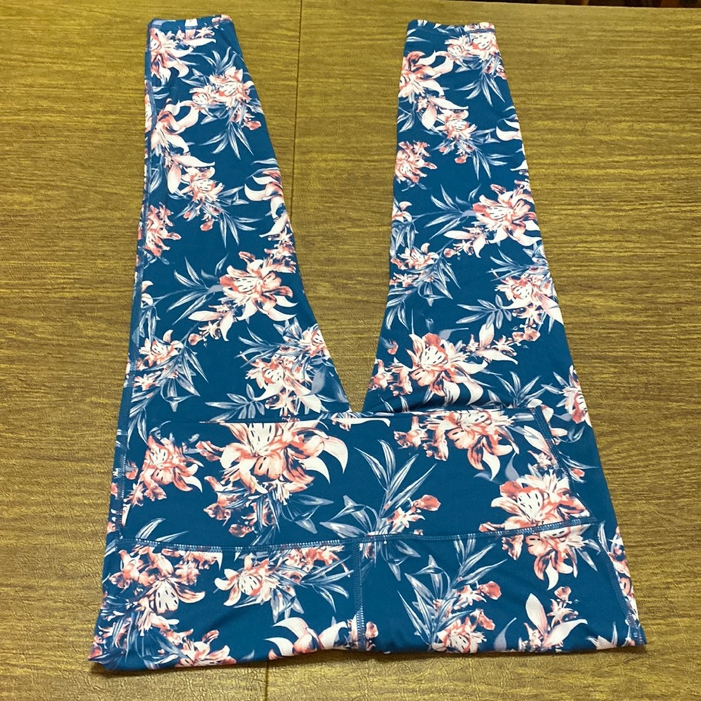 Brisas Size M Blue Tropical Floral Stretch Leggings